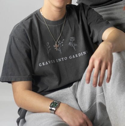 GRAVES INTO GARDEN TEE