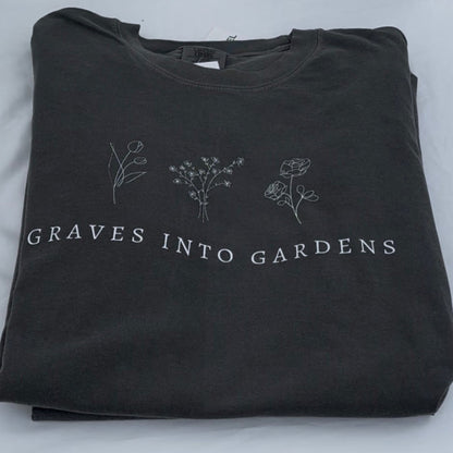GRAVES INTO GARDEN TEE